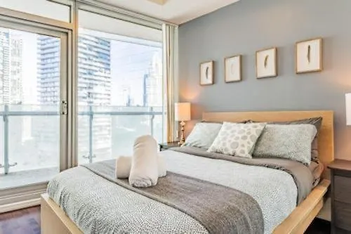 Downtown Suites Toronto Apartment