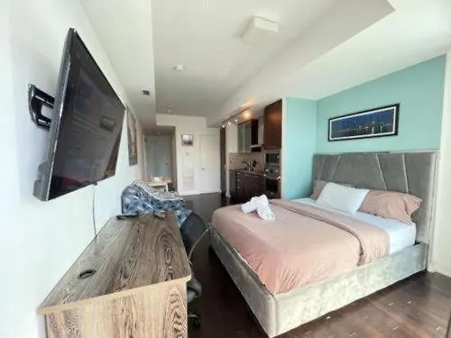 Downtown Suites Toronto Canada